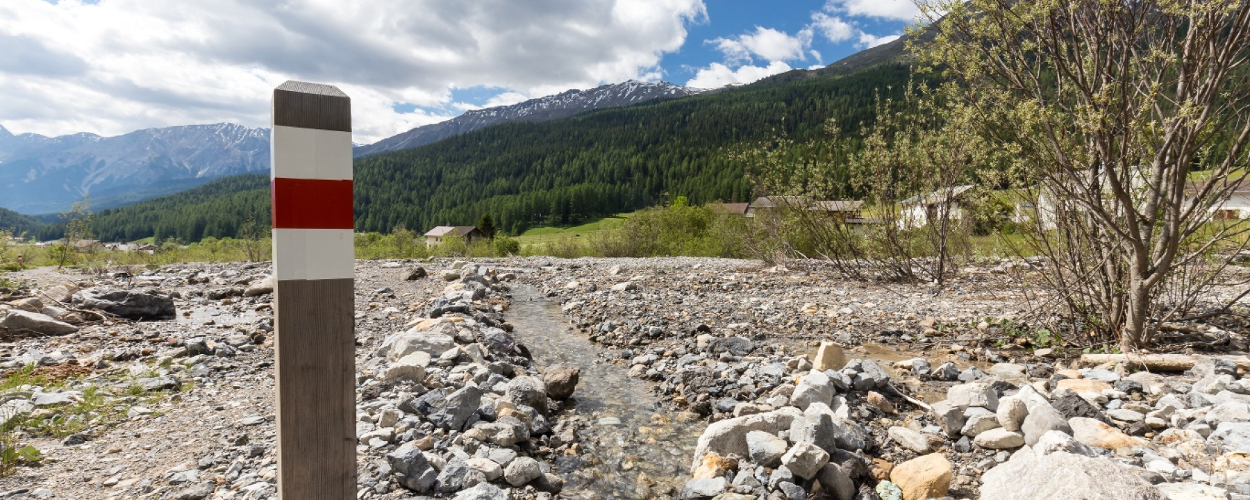 A la riva dal Rom