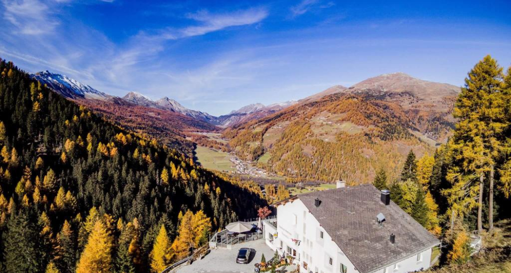 Aussichtsreiche Rennradrunde von Prad am Stilfser Joch - Prato allo Stelvio über Passo dello Stelvio - Stilfser Joch und Pass Umbrail - Giogo di Santa Maria (Umbrailpass) über Sta. Maria Val Müstair, Müstair und Taufers im Münstertal - Tubre (oua_23725399_image) Aussichtsreiche Rennradrunde von Prad am Stilfser Joch - Prato allo Stelvio über Passo dello Stelvio - Stilfser Joch und Pass Umbrail - Giogo di Santa Maria (Umbrailpass) über Sta. Maria Val Müstair, Müstair und Taufers im Münstertal - Tubre (oua_23725399_image)