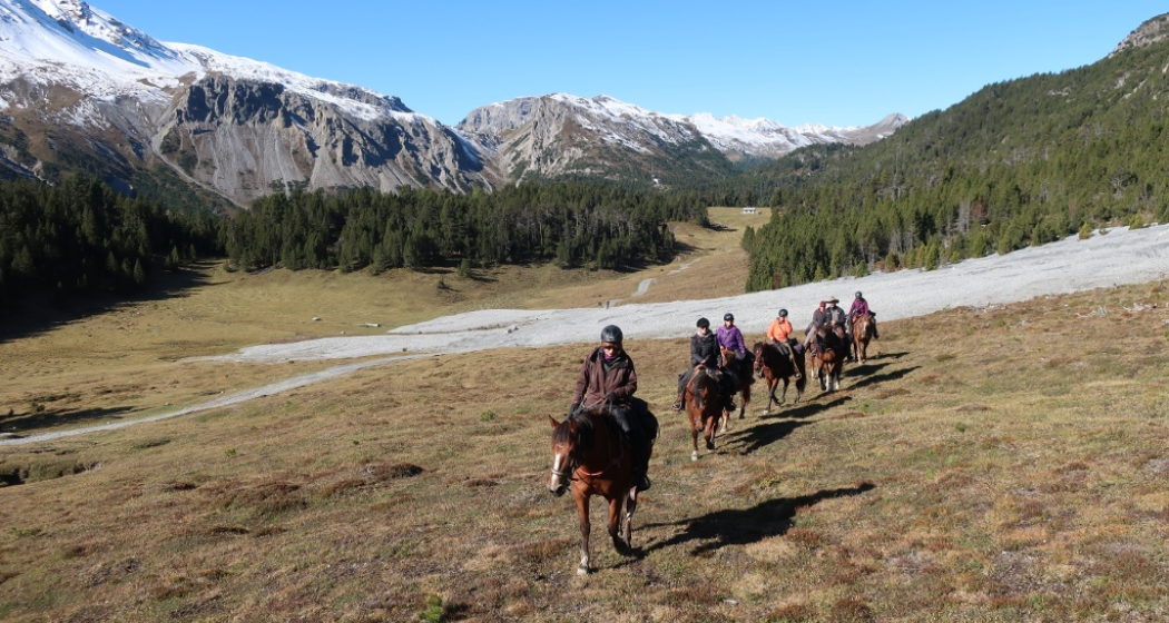 Unterwegs Richtung Alp da Munt Unterwegs Richtung Alp da Munt