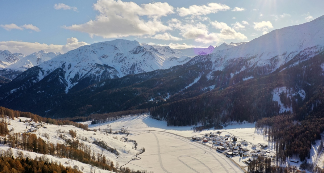 Blick von Tschierv nach Fuldera Blick von Tschierv nach Fuldera