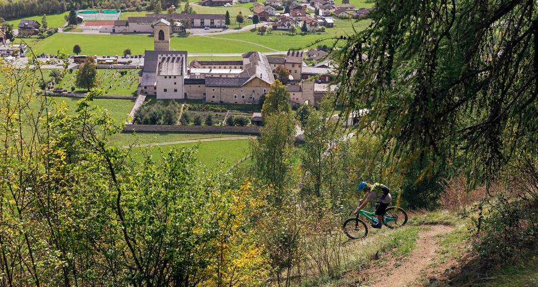 Talrunde Val Müstair – Auf den Spuren der einheimischen Bike-Cracks (oua_59151040_image) Talrunde Val Müstair – Auf den Spuren der einheimischen Bike-Cracks (oua_59151040_image)