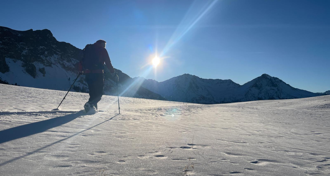 Schneeschuhwandern auf Minschuns