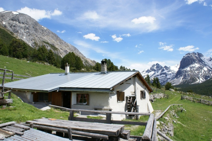 Alp Sprella aussen "Westseite"