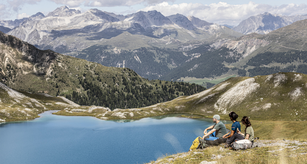 Wandernde am Lai da Rims