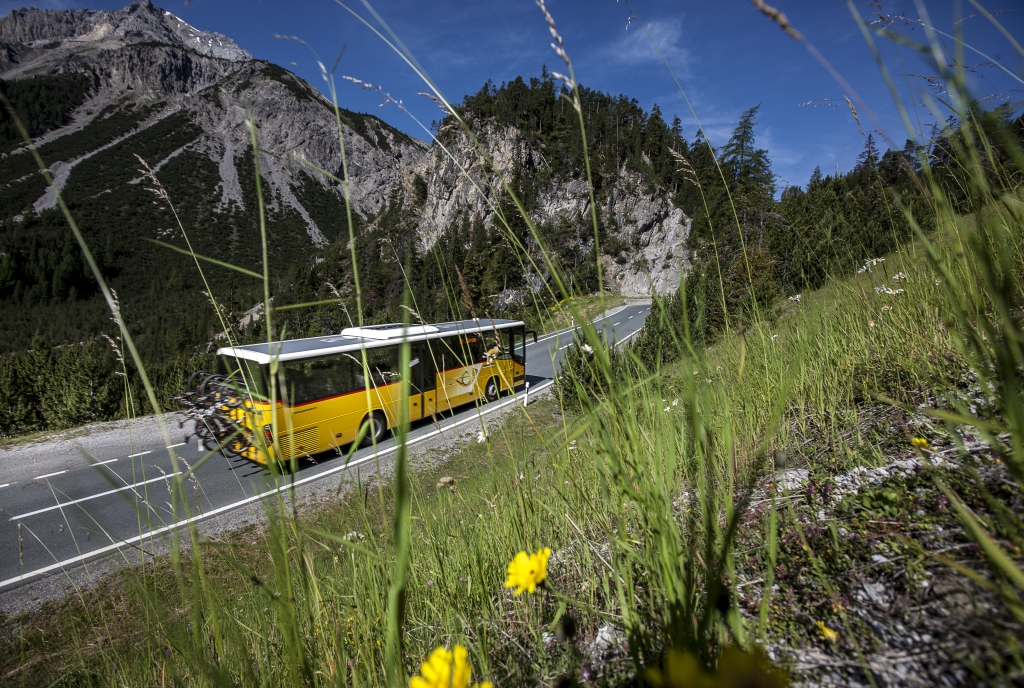 Auto stehen lassen und mit öV unterwegs