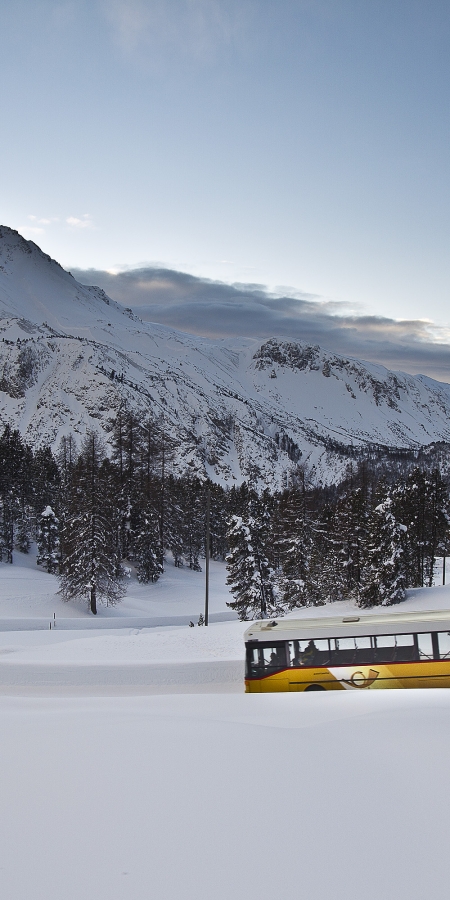 Mit dem Postauto über den Ofenpass in das Val Müstair.