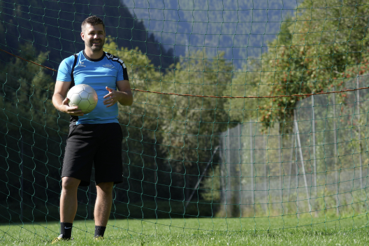 Fabian Tschenett ist begeisterter Fussballspieler.