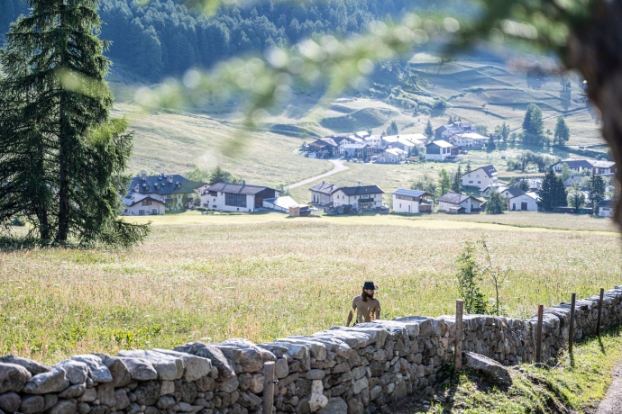 Trockenmauerbau bei Tschierv