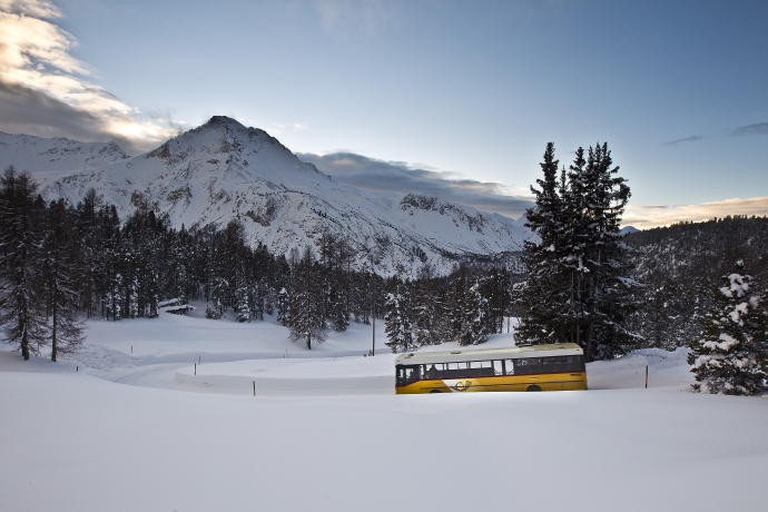 Mit dem Postauto über den Ofenpass in das Val Müstair.