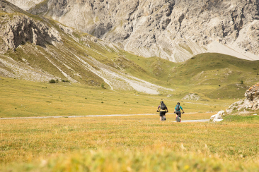 Mit dem E-Mountainbike rund um den Schweizerischen Nationalpark.