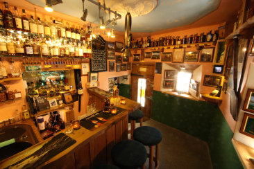 Whiskybar in Sta. Maria im Val Müstair