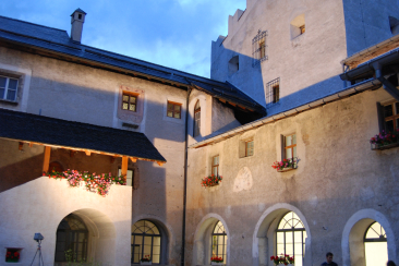 Klosternacht "Sprache(n)" im Kloster St. Johann, Müstair